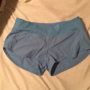 Lululemon Speed Up Short 2.5 Size 6